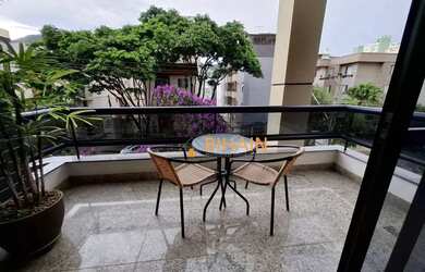 Imagem: O apartamento possui 4 Dormitórios, 4 Banheiros, 3 Vagas na