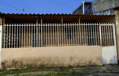 Imagem: A casa possui 1 Dormitório, 1 Banheiro e está localizado