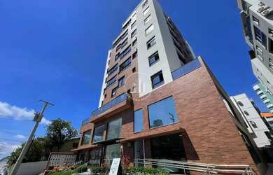 Imagem: O apartamento possui 2 Dormitórios, 2 Banheiros, 2 Vagas na