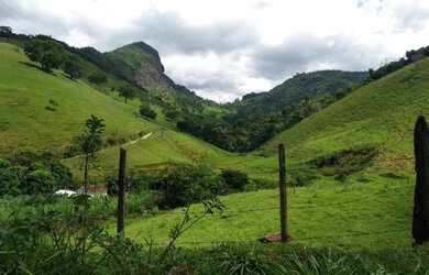 Imagem: A chácara possui 513000m² de Área e está localizado em Barra