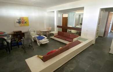 Imagem 6: ZR- Aluga-se casa de praia para temporada. Leia o anuncio