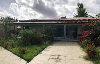 Imagem: A chácara possui 1.800m² de Área e está localizado em Pituaçu