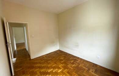 Imagem: O apartamento possui 2 Dormitórios, 2 Banheiros, 70m² de Área