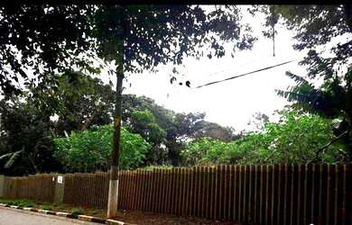 Imagem: O terreno à venda possui 1500m² de Área e está localizado