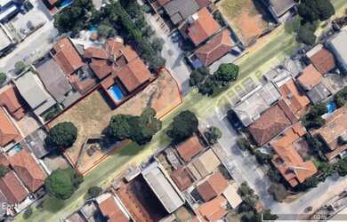 Imagem: O terreno possui 2.070m² de Área e está localizado em Setor