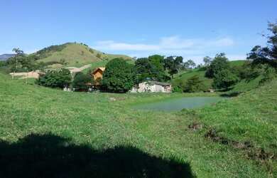 Imagem 6: RIO BONITO BELA FAZENDINHA NA VIA LAGOS Antes do pedágio
