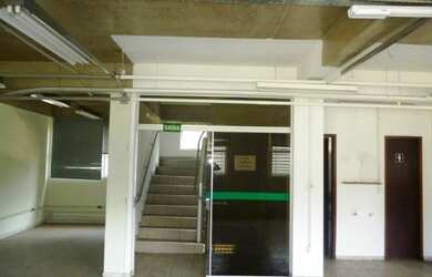 Imagem: O depósito possui 450m² de Área e está localizado em Jardim