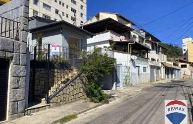 Imagem 2: Casa no Santa Catarina, rua plana, toda reformada, aquela casa aconchegante...