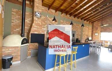 Imagem: A casa possui 3 Dormitórios, 3 Banheiros, 1 Vaga na garagem