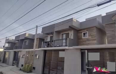 Imagem: A casa possui 2 Dormitórios, 1 Banheiro, 70m² de Área e