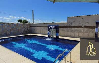 Imagem: A casa possui 4 Dormitórios, 4 Banheiros, 1 Vaga na garagem