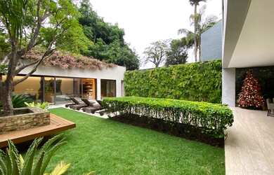 Imagem 9: CASA JARDIM PAULISTANO. Piscina, Ar-condicionado, Guarda roupaeLareira