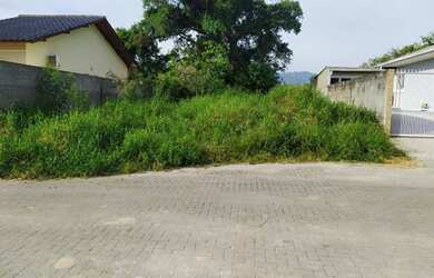 Imagem: O terreno possui 200m² de Área e está localizado em Centro