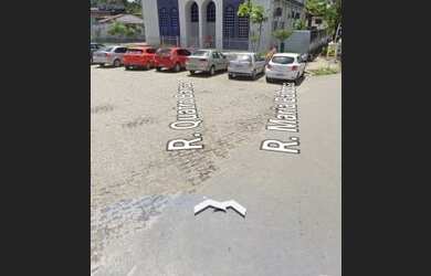 Imagem 4: Vendo terreno na base. 