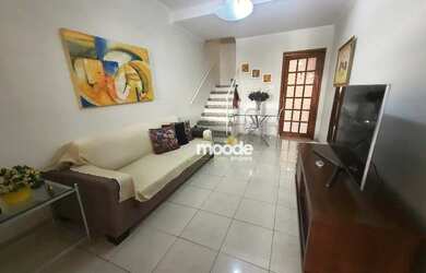 Imagem: A casa possui 2 Dormitórios, 2 Banheiros, 1 Vaga na garagem