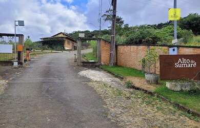 Imagem: O terreno possui 1.450m² de Área e está localizado em Alto