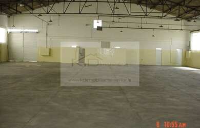 Imagem: O depósito possui 1.000m² de Área e está localizado em