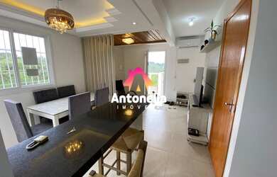 Imagem: A casa possui 3 Dormitórios, 1 Banheiro, 1 Vaga na garagem