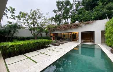 Imagem 3: CASA JARDIM PAULISTANO. Piscina, Ar-condicionado, Guarda roupaeLareira