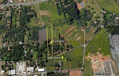 Imagem: O terreno possui 1.650m² de Área e está localizado em Chácaras