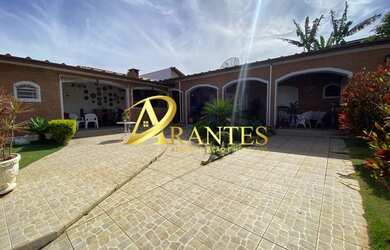 Imagem: A casa em condomínio à venda possui 2 Dormitórios, 2 Banheiros