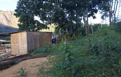 Imagem: O terreno possui 606m² de Área e está localizado em Vargem