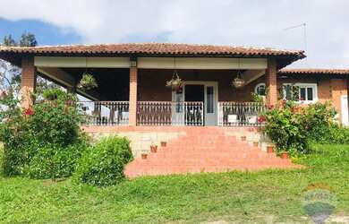 Imagem: A chácara possui 40.000m² de Área e está localizado em