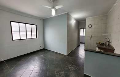 Imagem: O apartamento para alugar possui 1 Dormitório, 1 Banheiro e