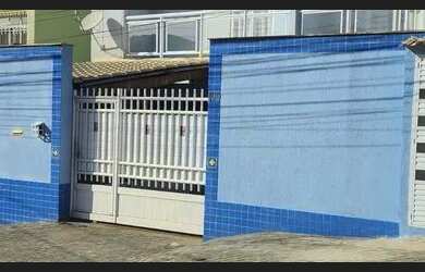 Imagem: A casa em condomínio possui 2 Dormitórios, 2 Banheiros, 1