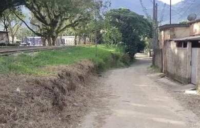 Imagem 4: Casa em Fragoso. 432m² de Área, 4 Vagas na garageme4 Dormitórios