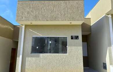 Imagem: A casa em condomínio possui 2 Dormitórios, 1 Banheiro, 2 Vagas