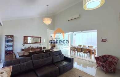 Imagem: A casa em condomínio possui 3 Dormitórios, 5 Banheiros, 5