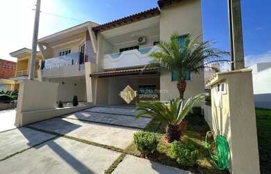 Imagem: A casa em condomínio possui 3 Dormitórios, 2 Banheiros, 2