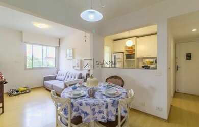 Imagem: O apartamento possui 2 Dormitórios, 2 Banheiros, 1 Vaga na