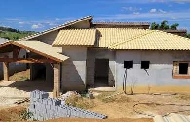 Imagem: A fazenda possui 200m² de Área e está localizado em Pinhalzinho