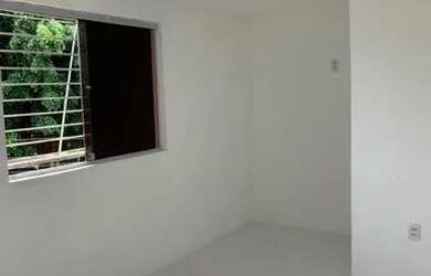 Imagem: A casa possui 1 Dormitório, 1 Banheiro e está localizado