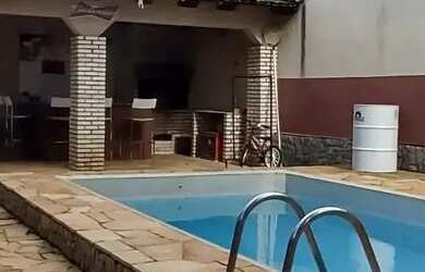 Imagem: A casa em condomínio possui 1 Dormitório, 1 Banheiro, 289m²