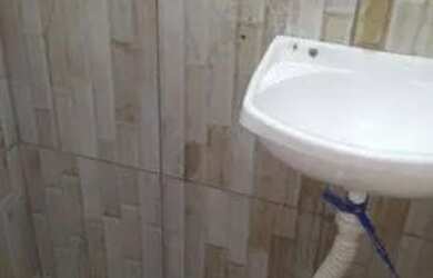 Imagem 4: ALUGO CASA NOS FUNDOS. Área de serviço, 50m² de Área, 1 Banheiroe2...