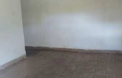 Imagem: A casa possui 1 Dormitório, 1 Banheiro, 60m² de Área e está