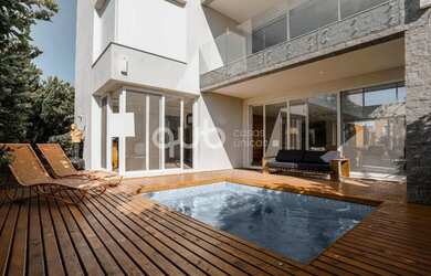 Imagem 6: Sobrado à venda, 5 quartos, 5 suítes, 2 vagas, Condomínio La Plage...