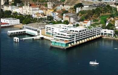 Imagem: O apartamento possui 3 Dormitórios, 4 Banheiros, 2 Vagas na