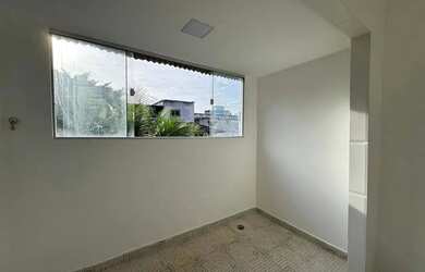 Imagem 4: Quarto e sala, vaga de garagem, aceita financiamento