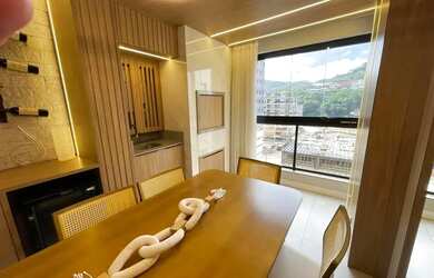 Imagem: O apartamento possui 1 Dormitório, 1 Banheiro, 1 Vaga na garagem