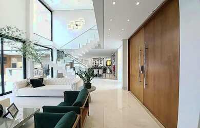 Imagem 3: Sobrado à venda em Valinhos, Villa Lombarda, com 4 suítes, com 640 m²,...