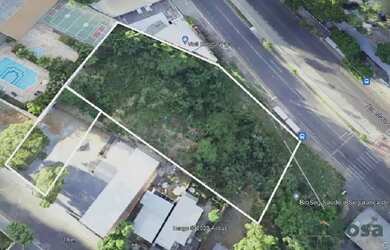 Imagem: O terreno possui 12m² de Área e está localizado em Centro