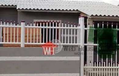 Imagem: A casa possui 3 Dormitórios, 1 Banheiro, 1 Vaga na garagem