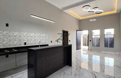 Imagem: A casa em condomínio possui 3 Dormitórios, 3 Banheiros, 2