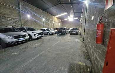 Imagem: O depósito possui 600m² de Área e está localizado em Barro