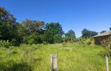 Imagem: O terreno possui 660m² de Área e está localizado em Águas