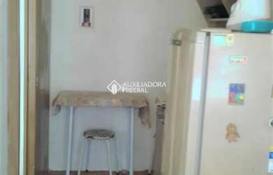 Imagem 5: Apartamento com 2 quartos para alugar no bairro Camaquã